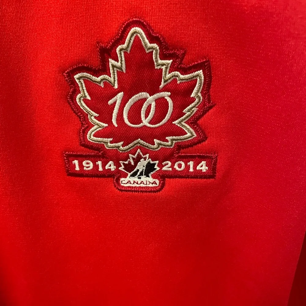 Canada Hockey Jersey | 100 Year Anniversary | Youth Large/X Large - Picture 3 of 4